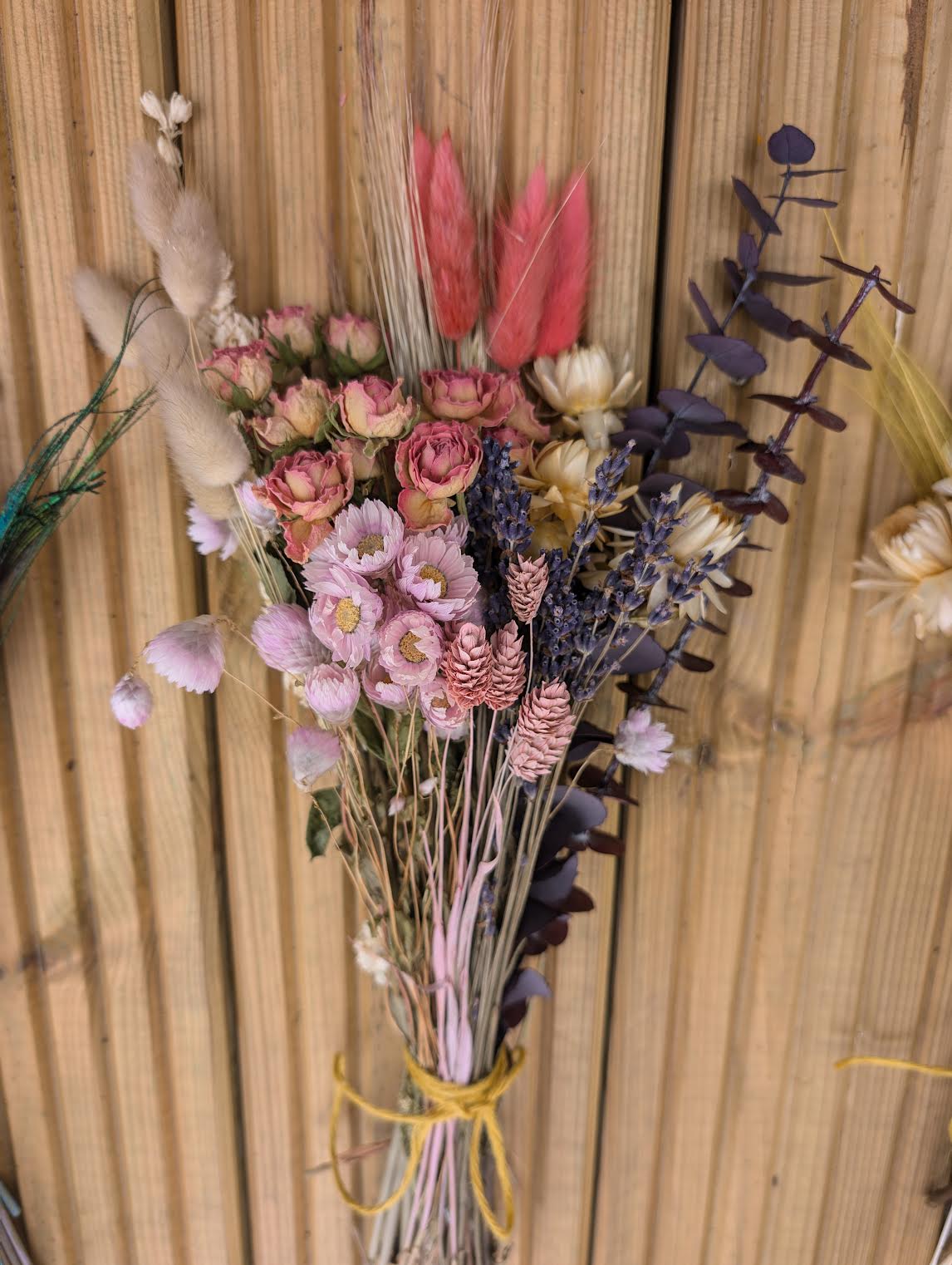 Dried flower bunches