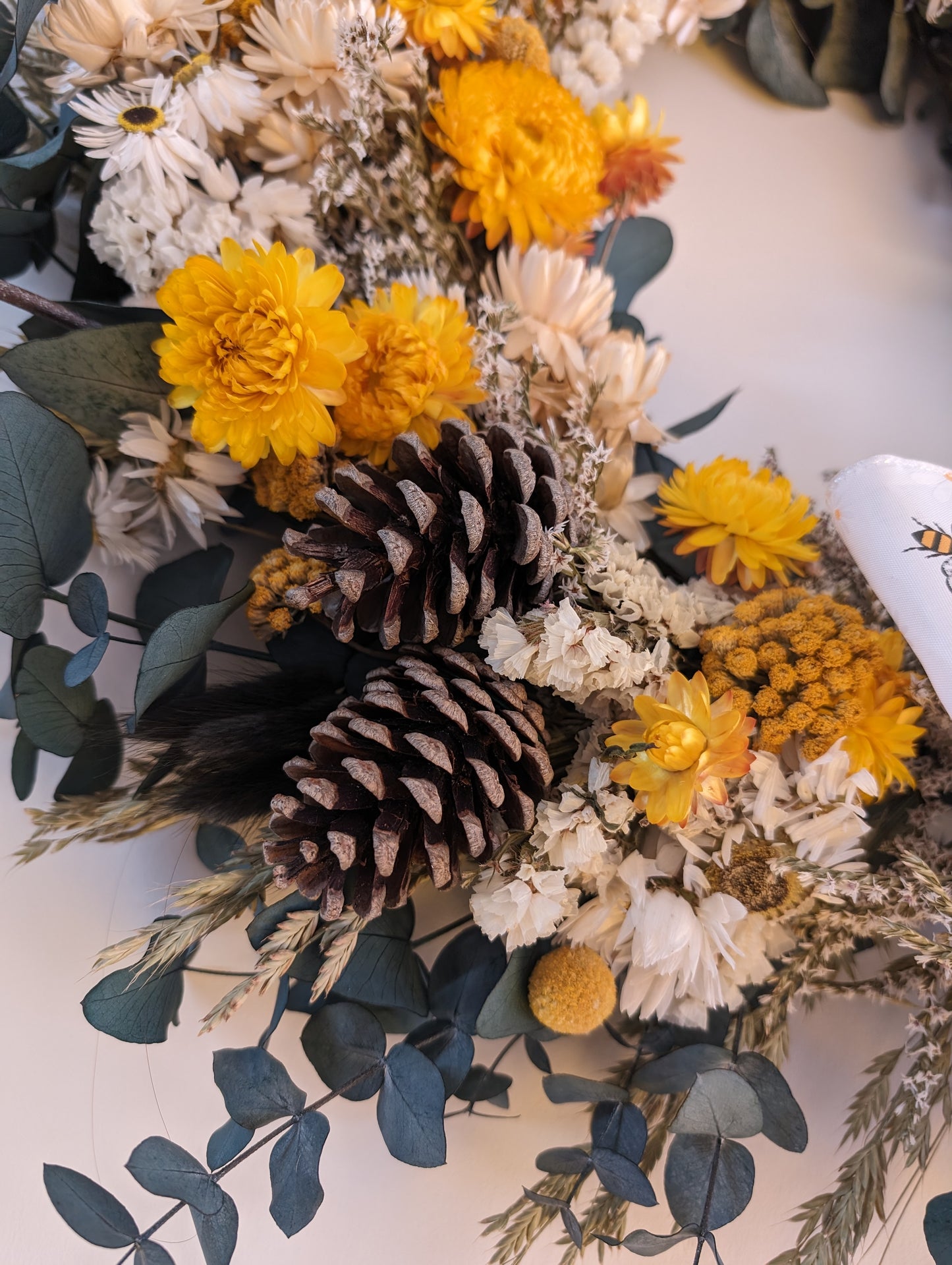 Large BumbleBee dried flower wreath