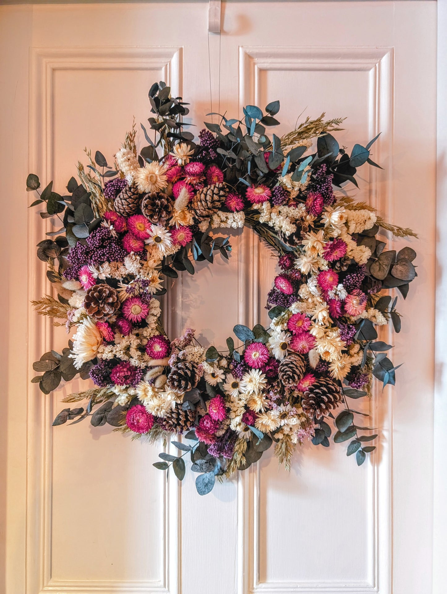 "Olivia" large dried flower wreath