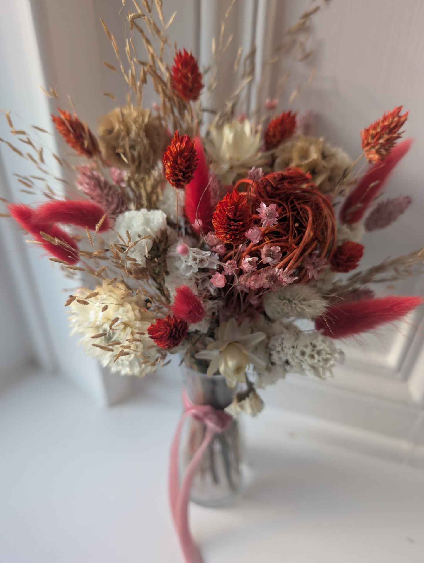 Grab and go red posy