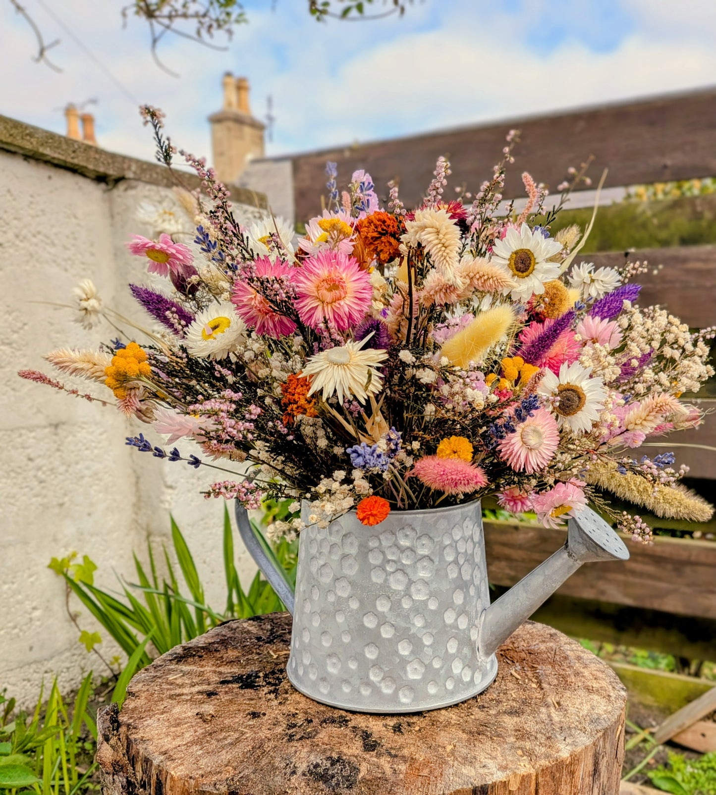 Summer watering can